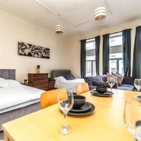 Large Studio By Finsbury Park